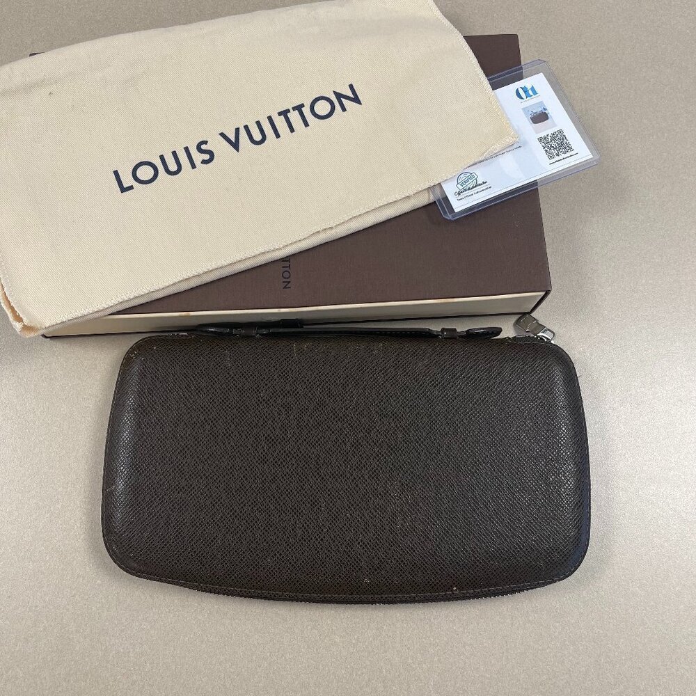 Louis Vuitton Taiga Leather Atoll Organizer Wallet - Brown - Preowned